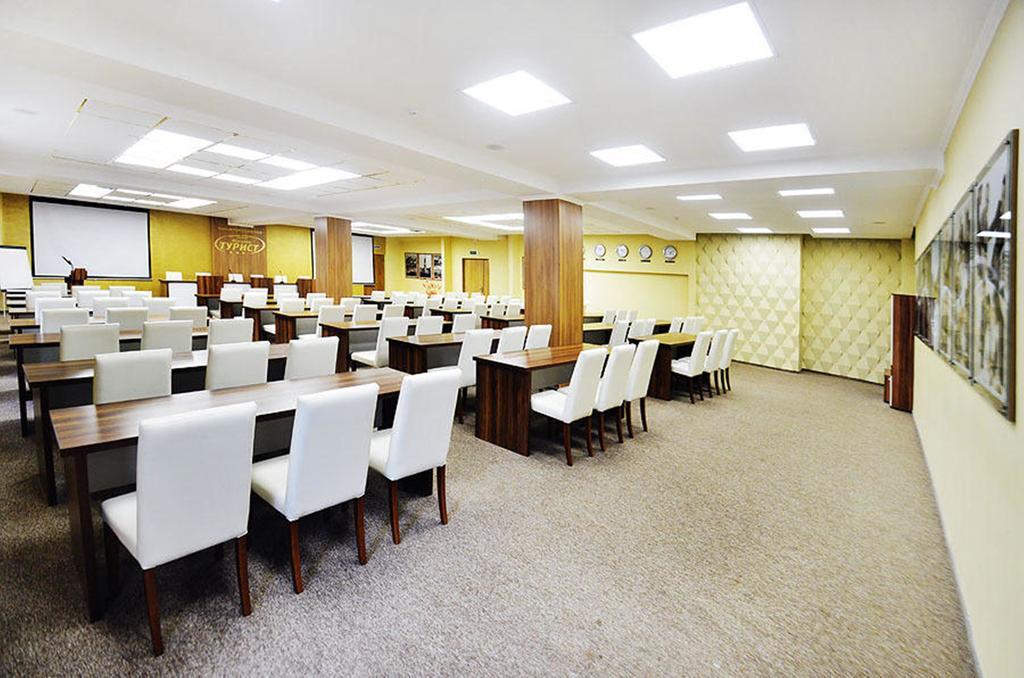 Tourist Hotel Mogilev Bagian luar foto