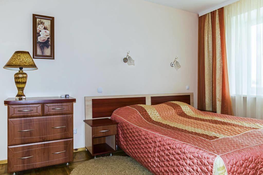 Tourist Hotel Mogilev Bagian luar foto
